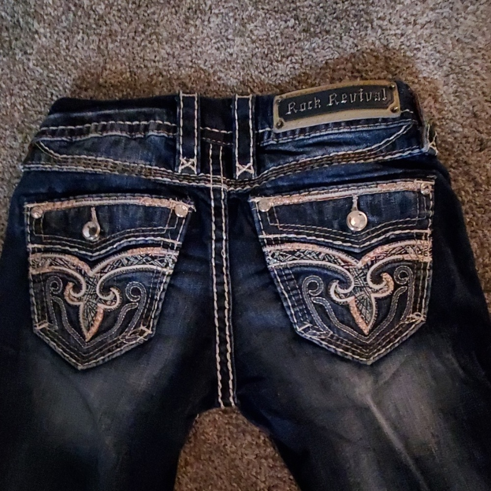 Rock Revival Jeans - Picture 1 of 3